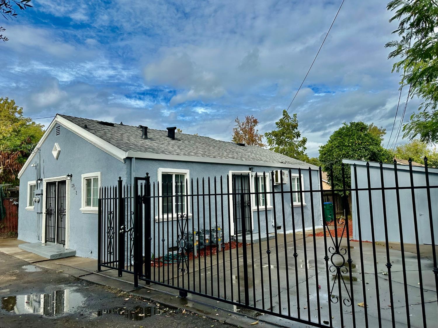 326 Eden Street