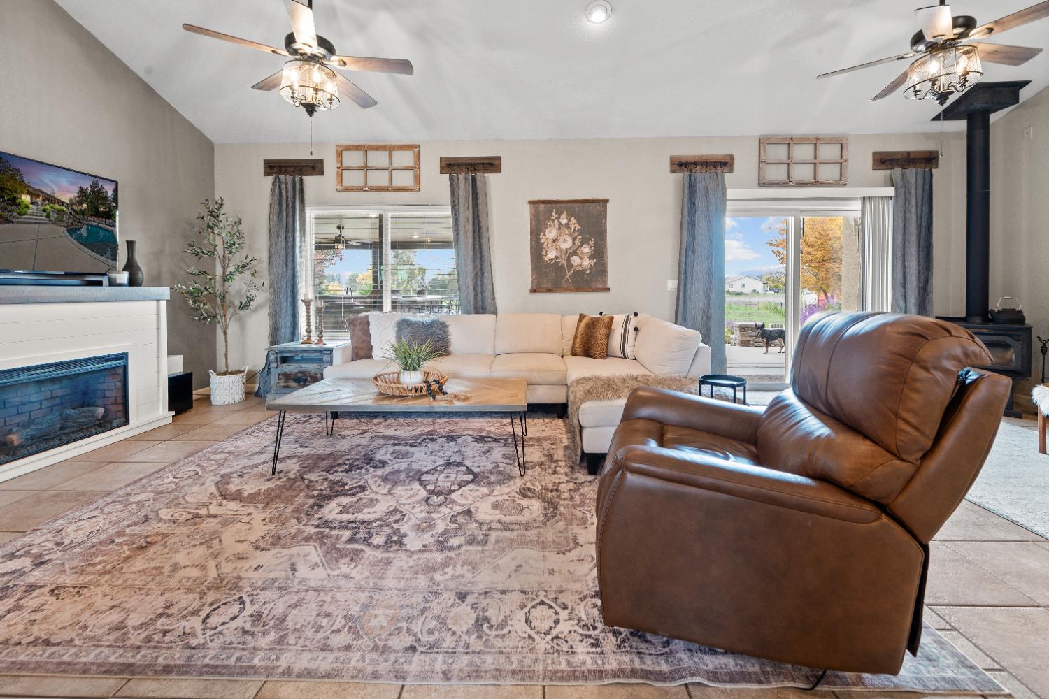 12540 Arabian Lane