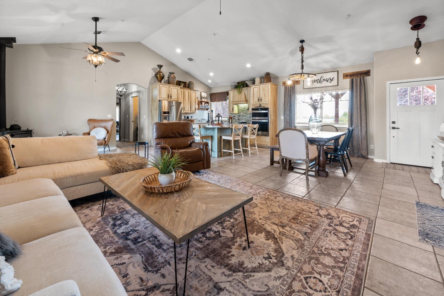 12540 Arabian Lane