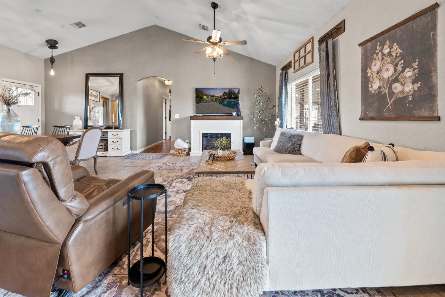12540 Arabian Lane