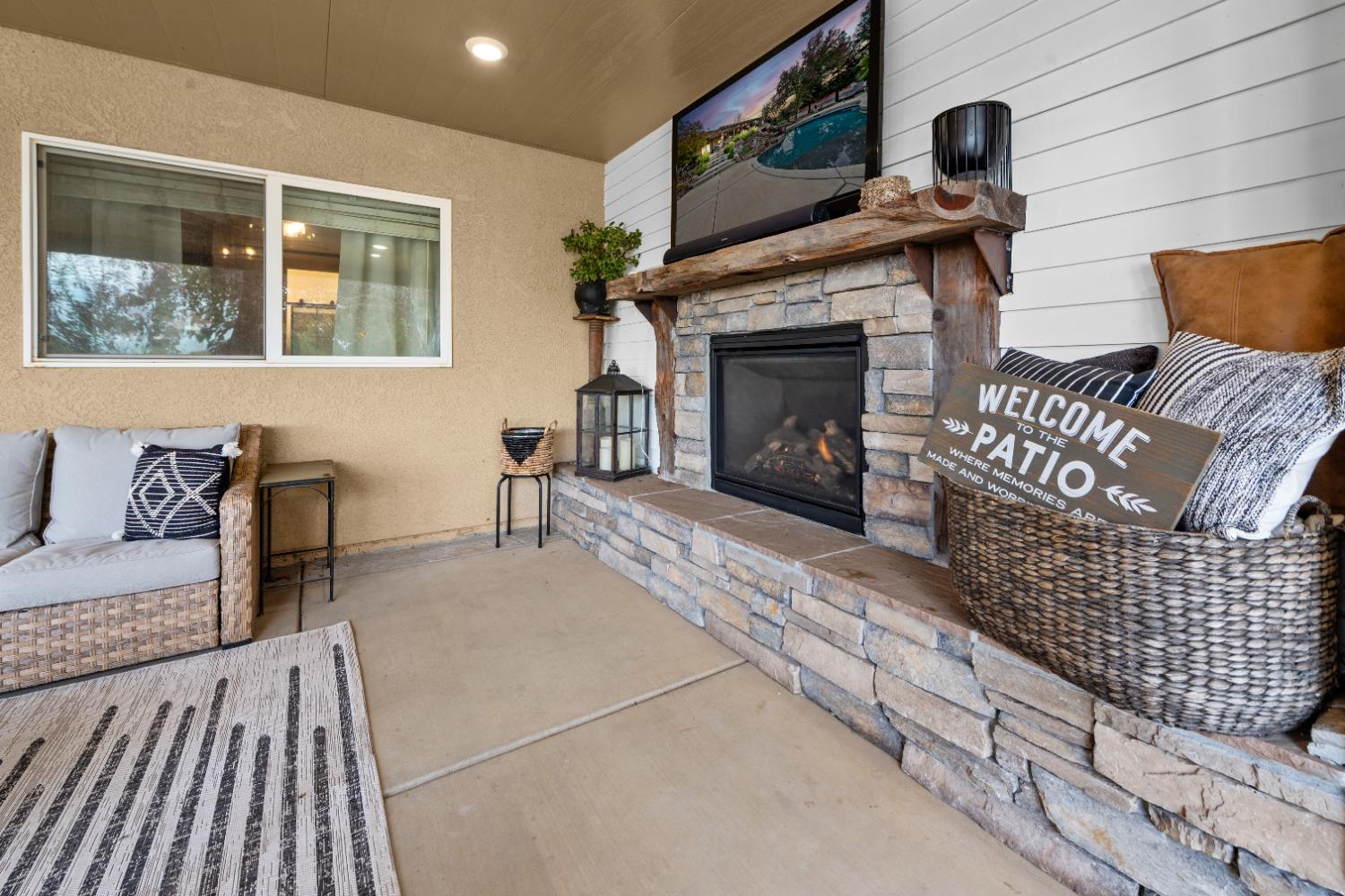 12540 Arabian Lane