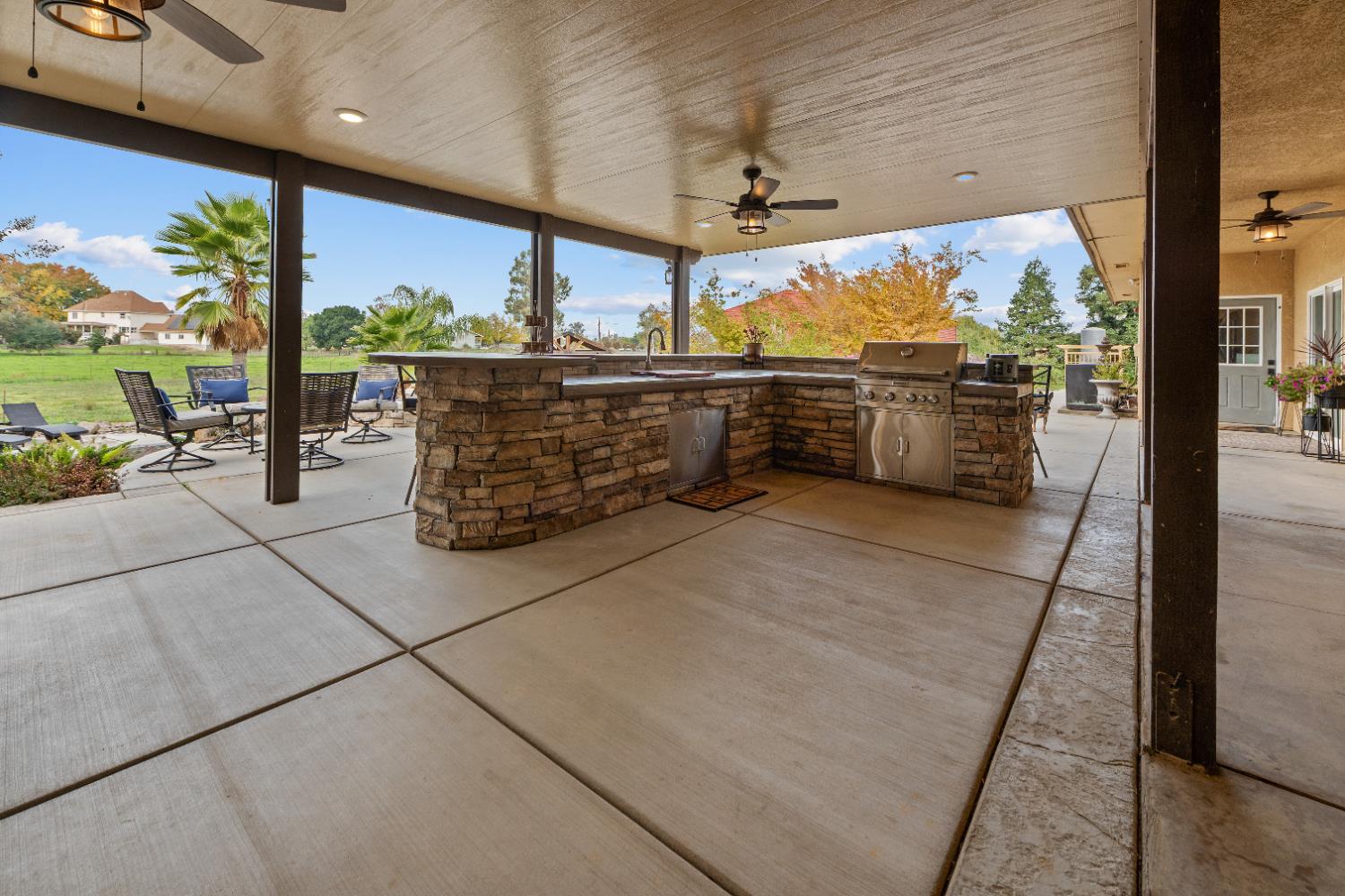 12540 Arabian Lane