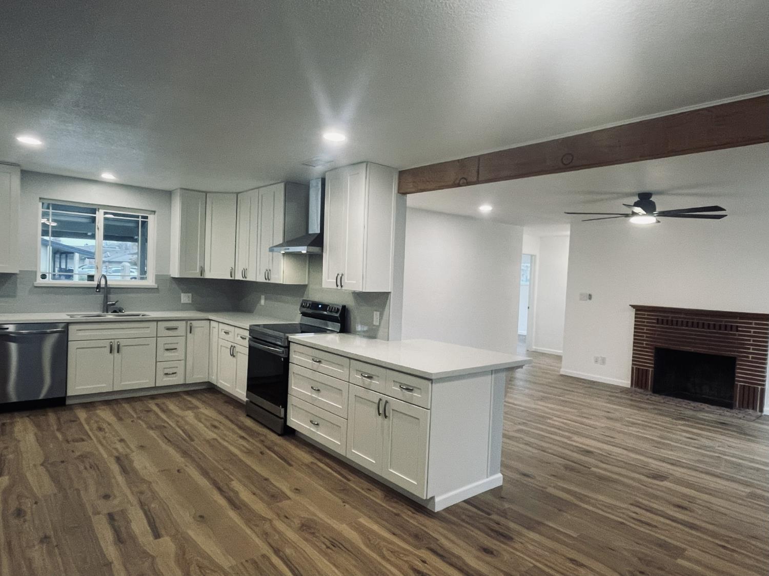322 W Turner Road