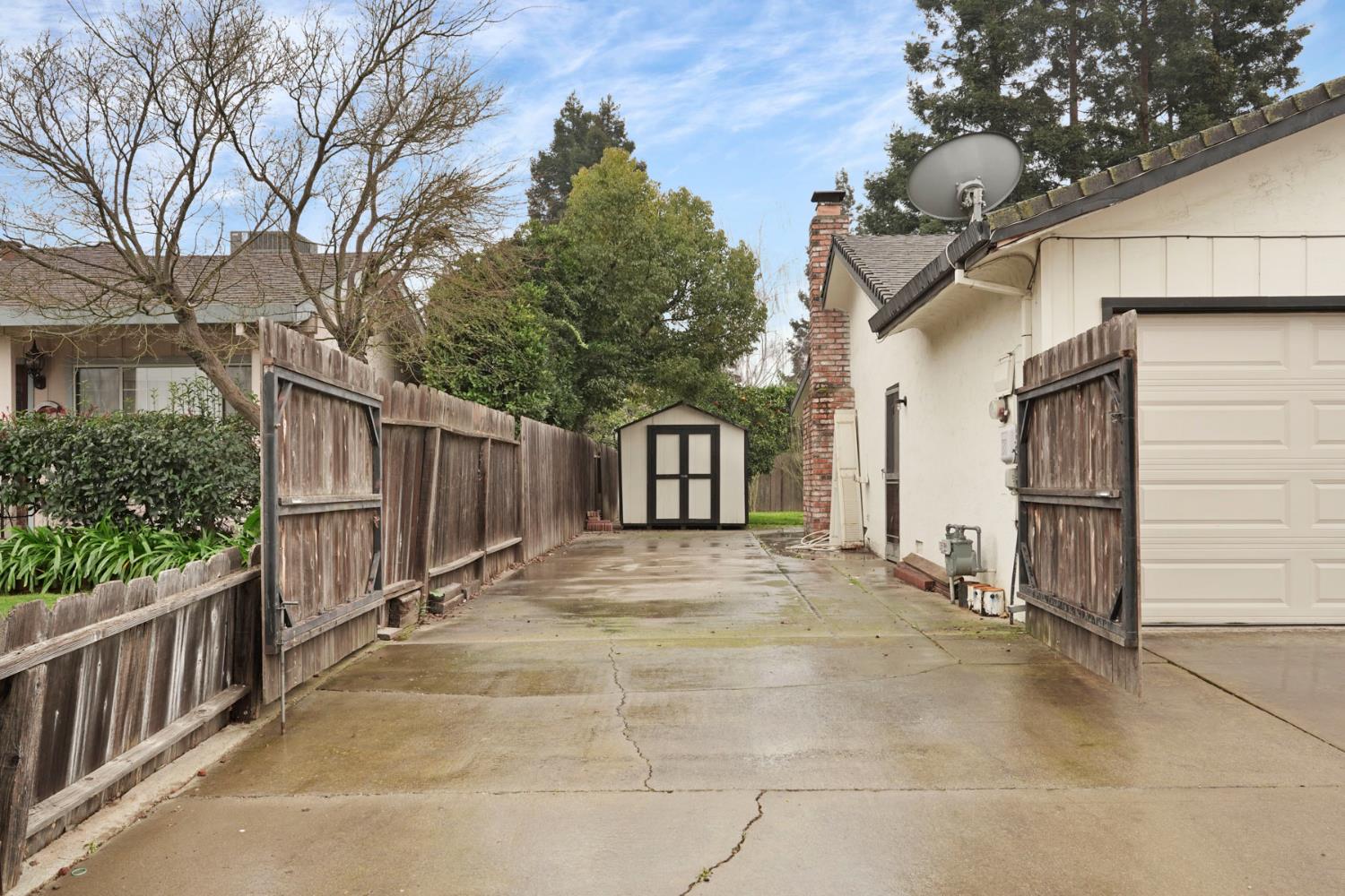 210 Ridge Drive