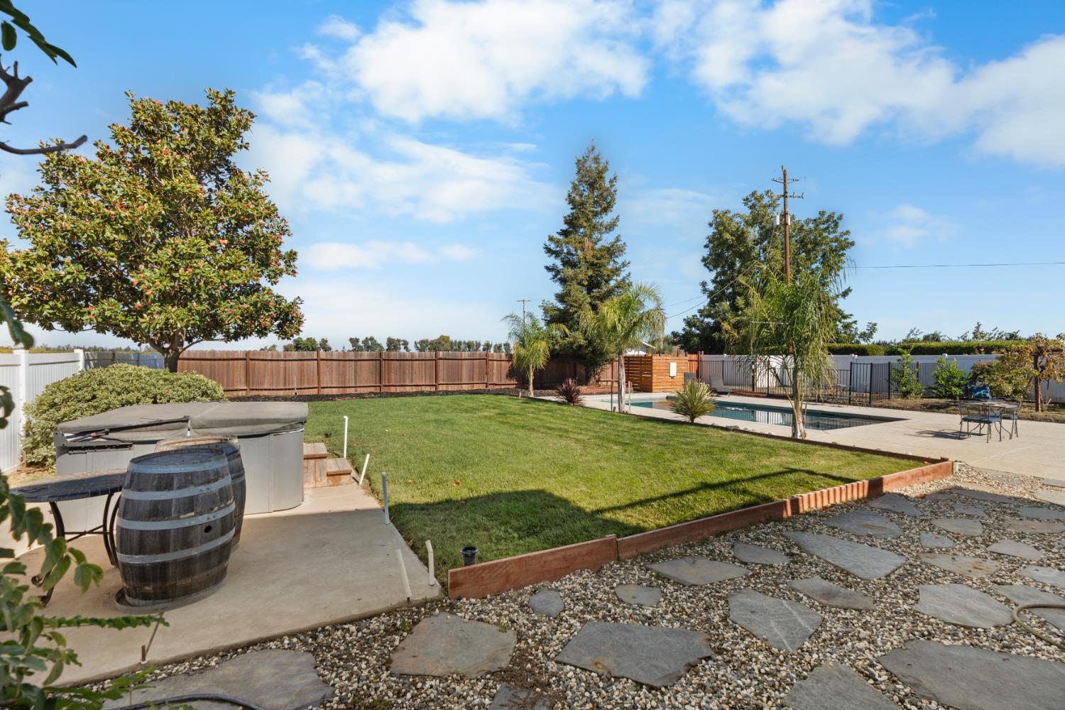 6539 E Peltier Road