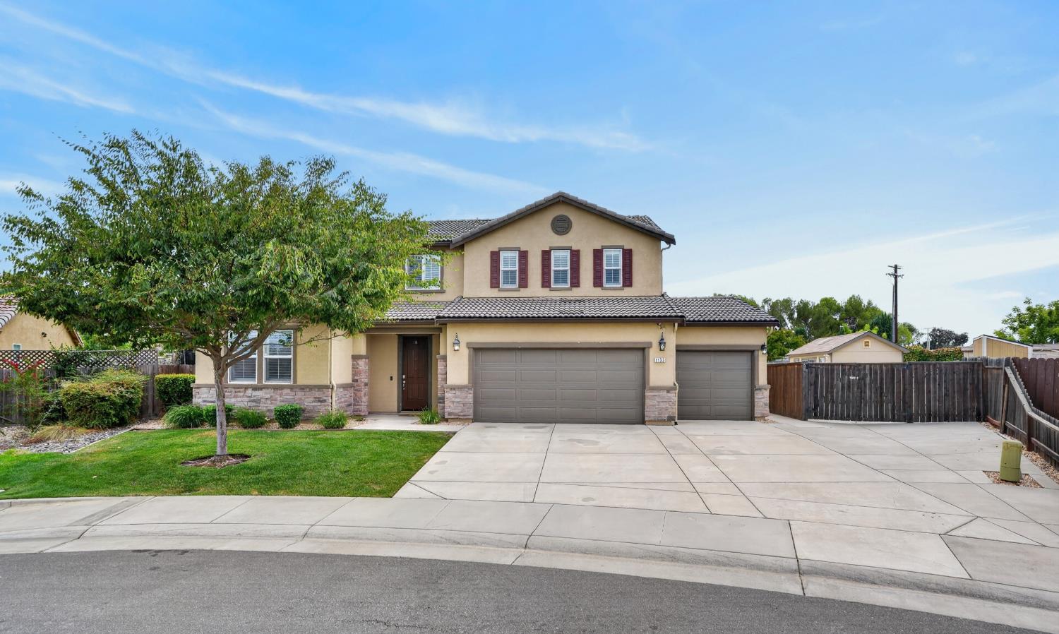 1132 Dorothy Lane
