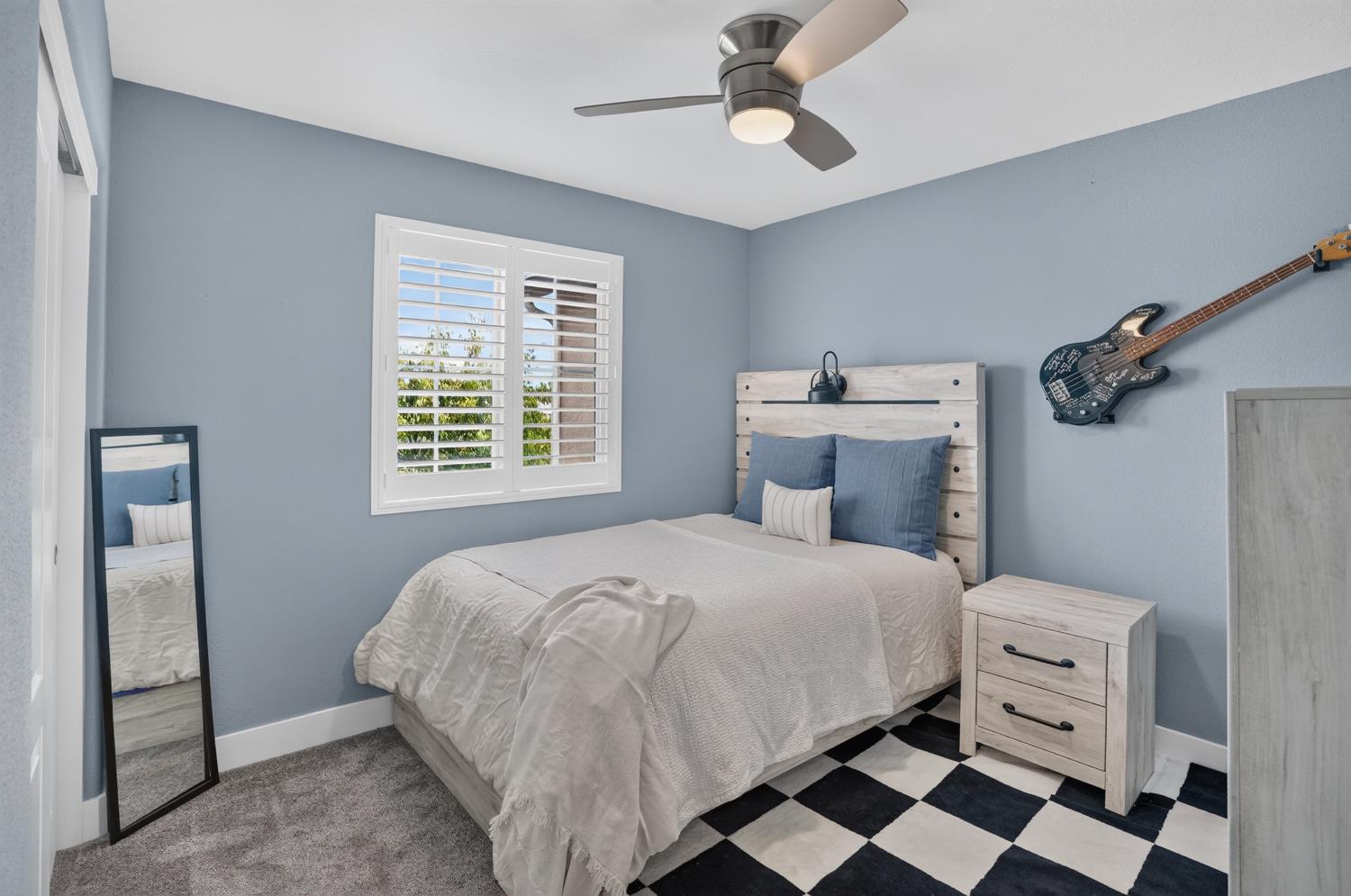 1132 Dorothy Lane
