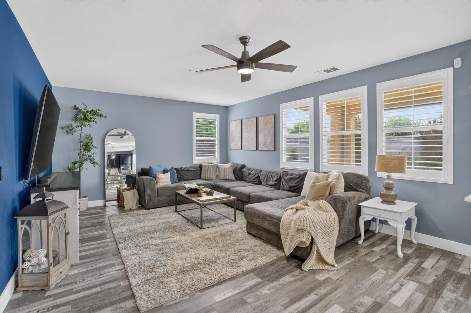 1132 Dorothy Lane