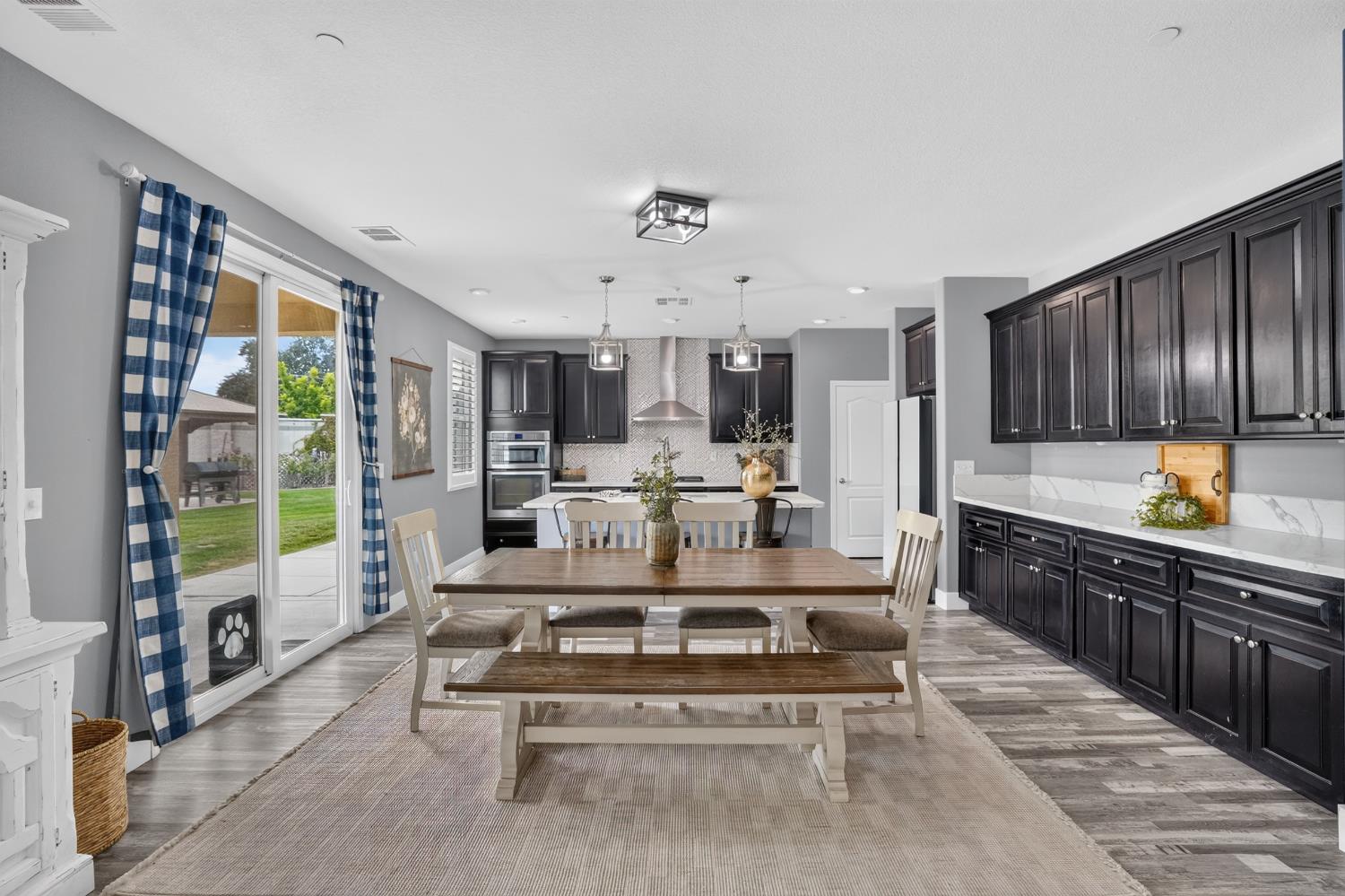 1132 Dorothy Lane