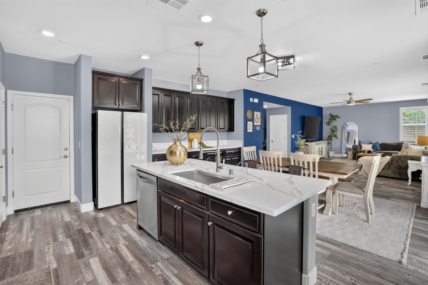 1132 Dorothy Lane