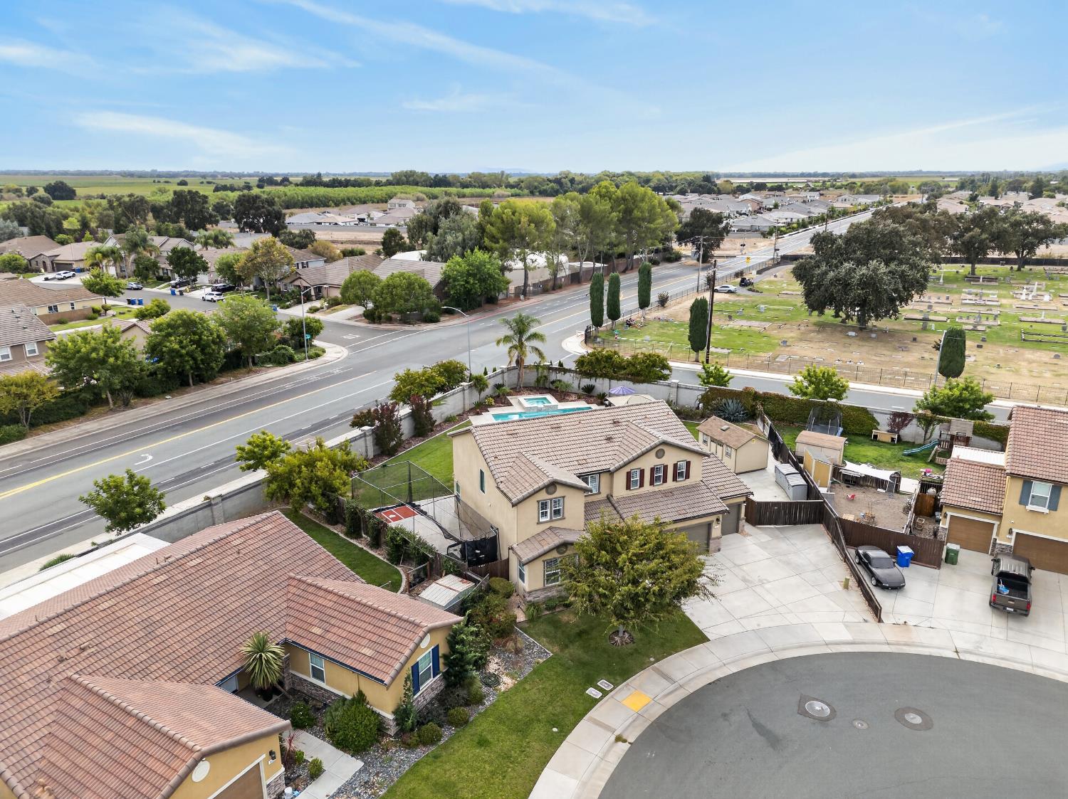 1132 Dorothy Lane