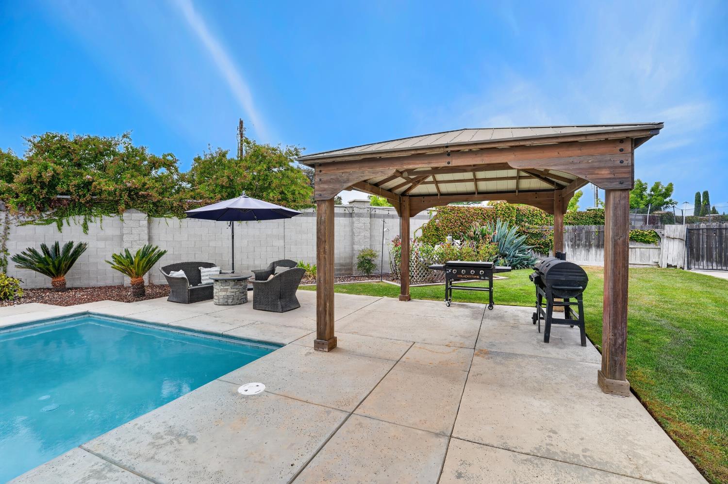 1132 Dorothy Lane