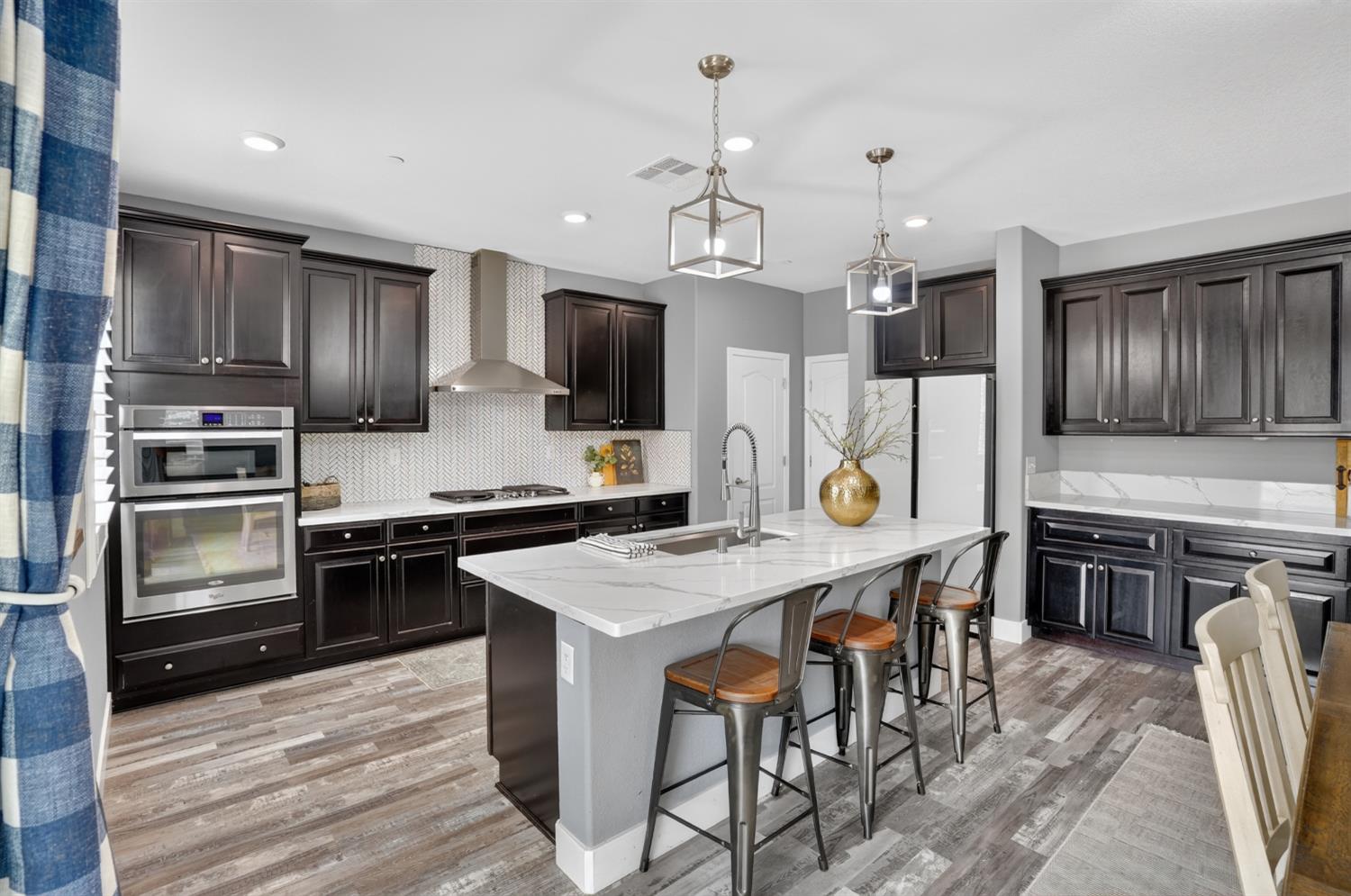 1132 Dorothy Lane