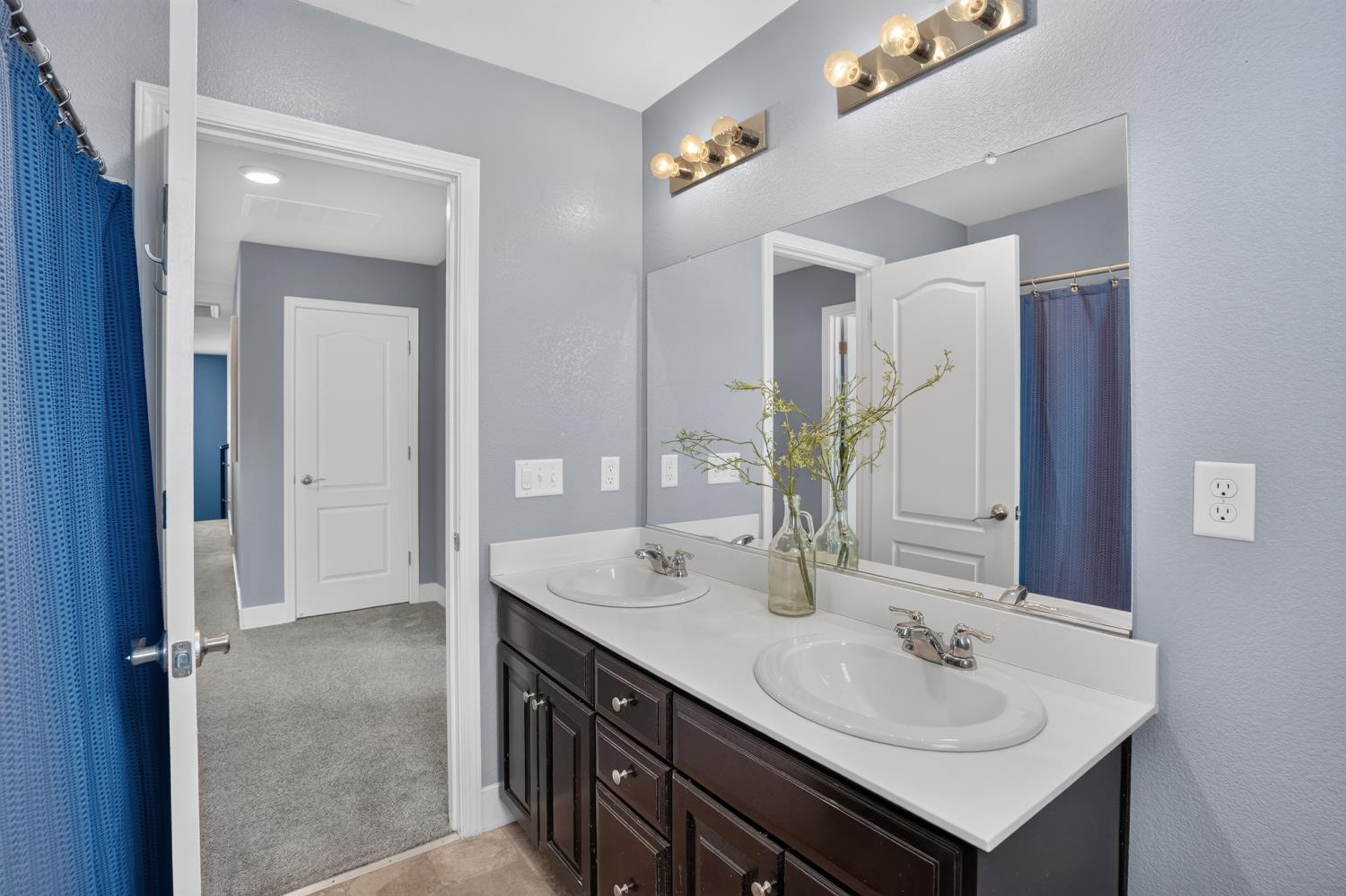 1132 Dorothy Lane
