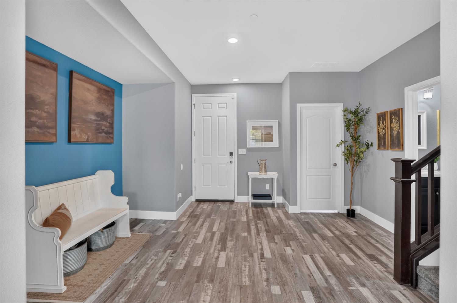 1132 Dorothy Lane