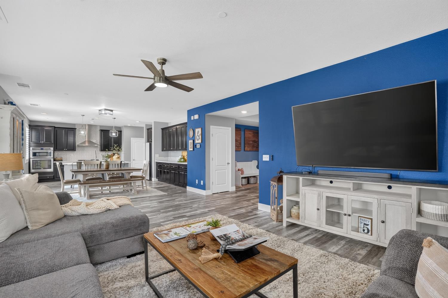 1132 Dorothy Lane