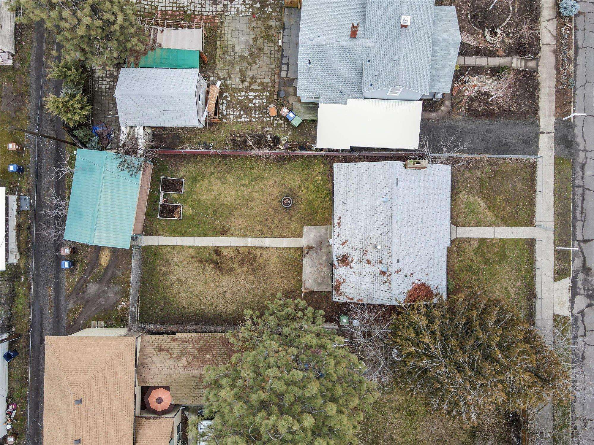 2136 W CLEVELAND Ave