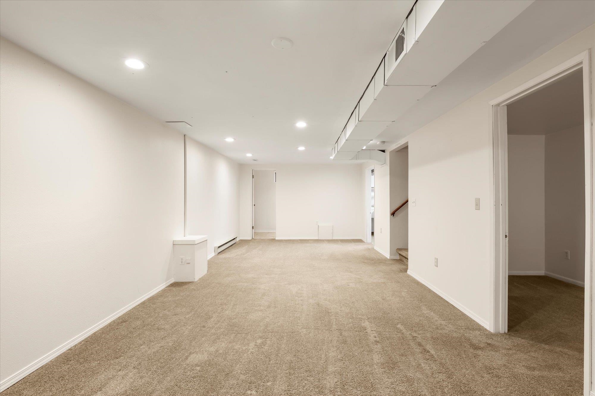 2136 W CLEVELAND Ave