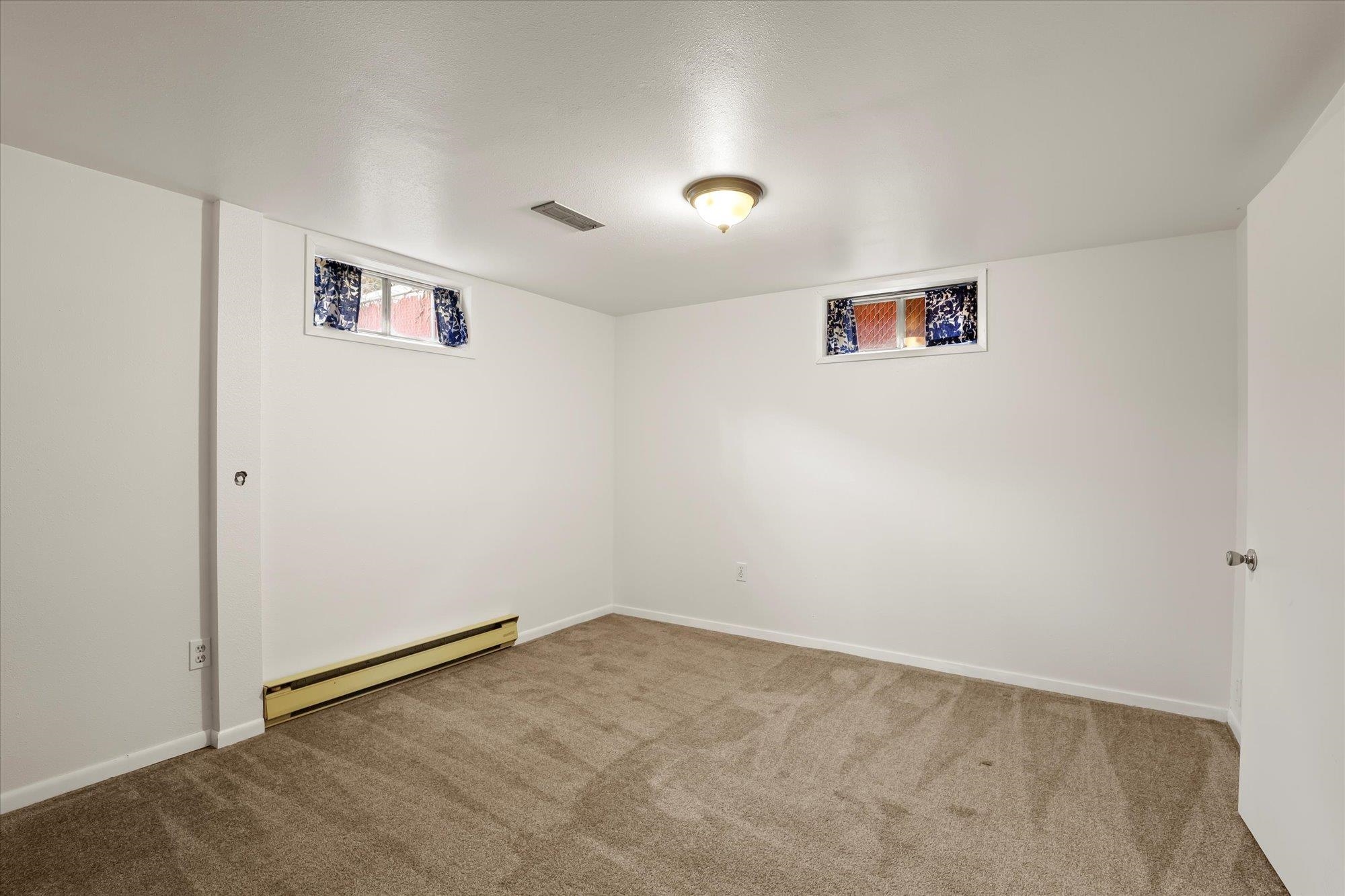 2136 W CLEVELAND Ave