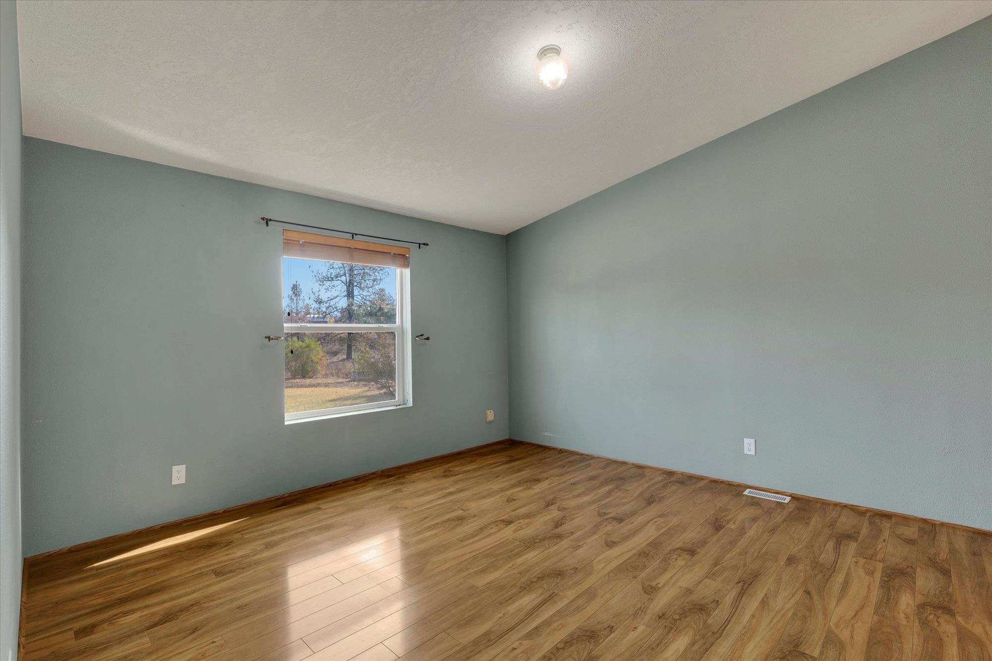 25524 S Columbia Basin Highway Hwy