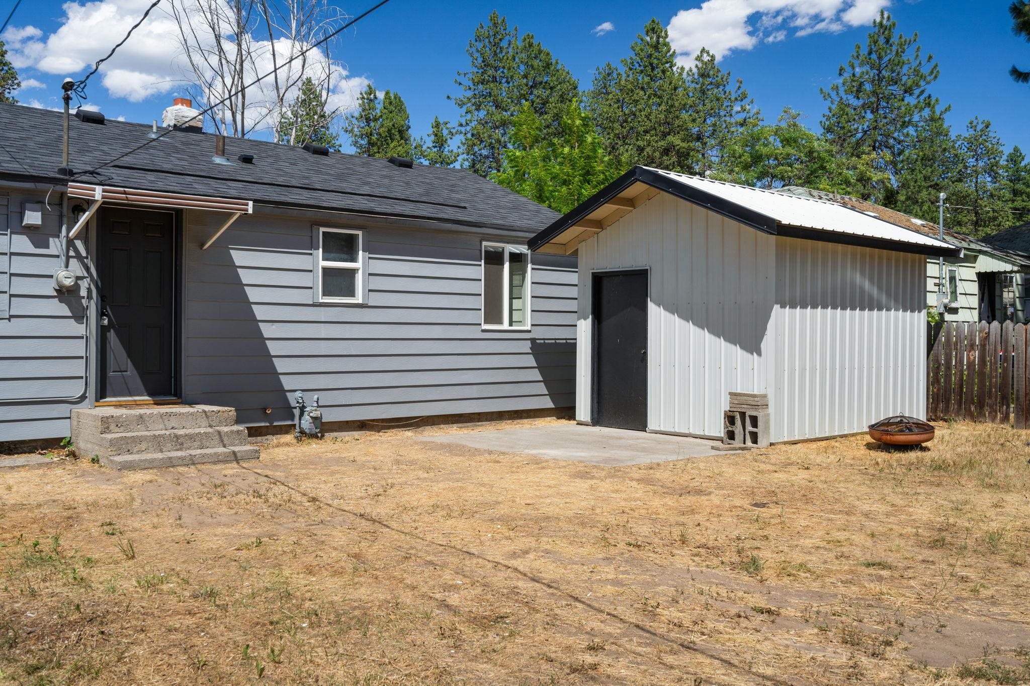 3517 W Wellesley Ave