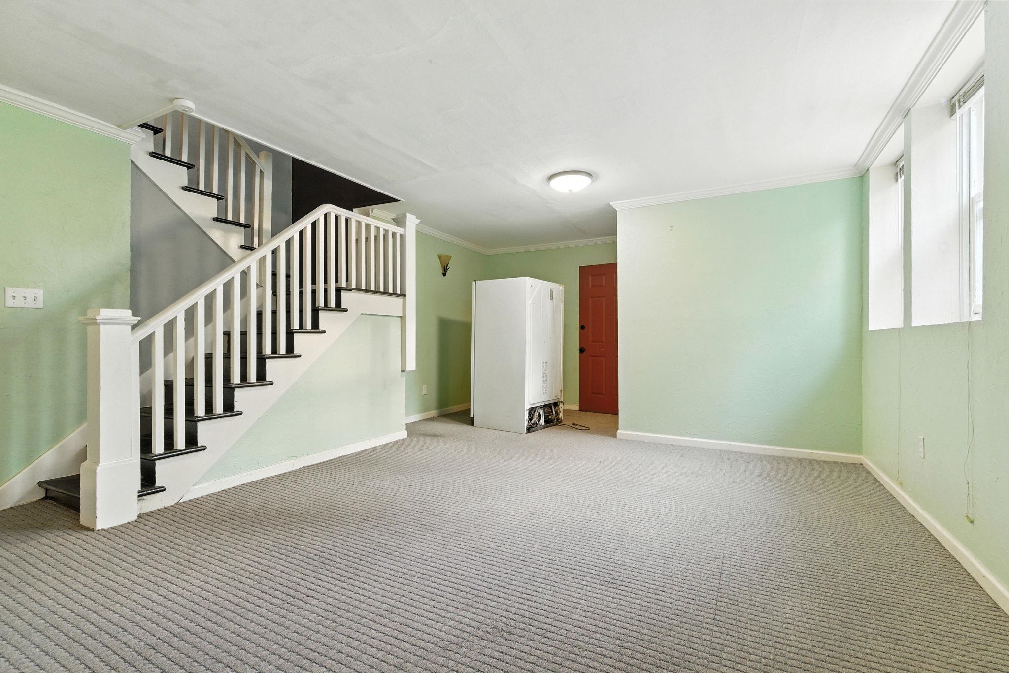 817 W 12th Ave
