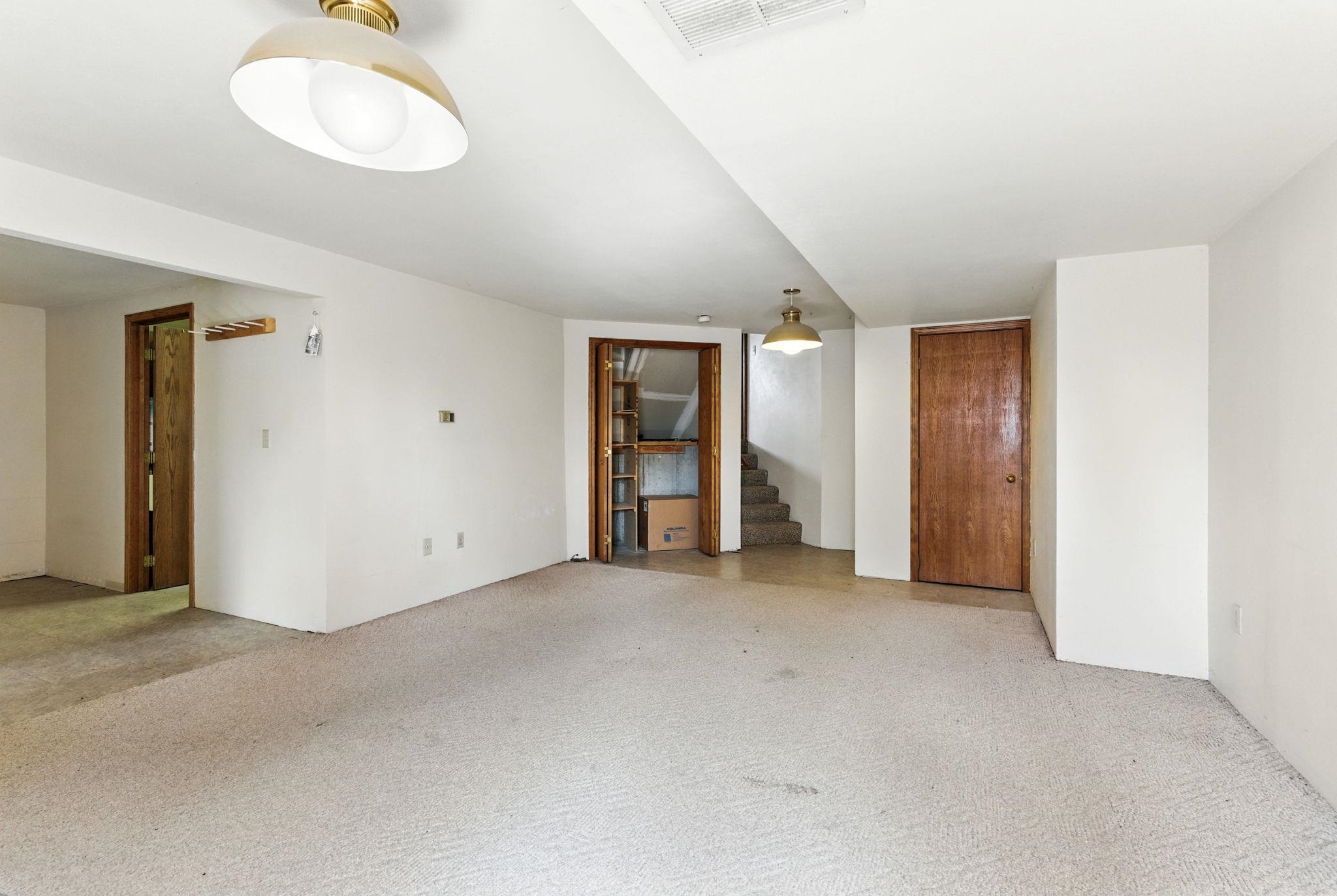 14510 W PINE BLUFF Rd