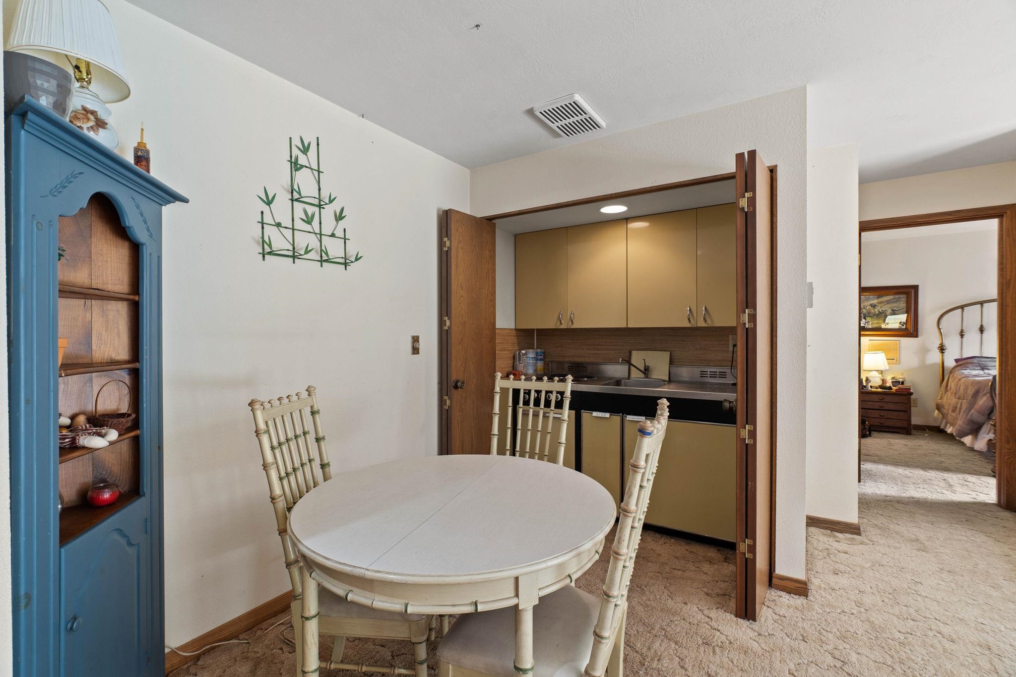 3206 W Long Prairie Rd