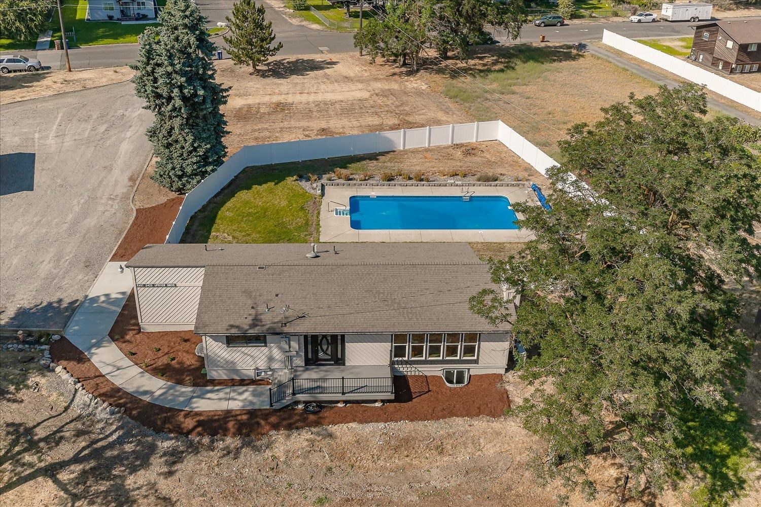 3425 E Upriver Dr