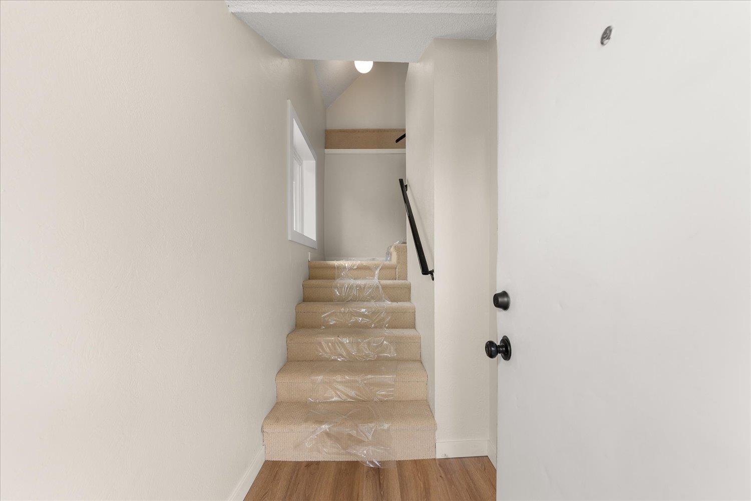 417/419 E MONTGOMERY Ave