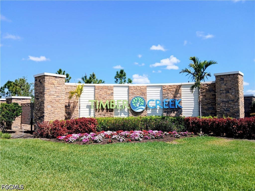 14195 Pine Lodge LN