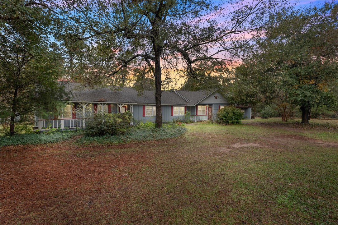 20024 Lakeshore Dr.