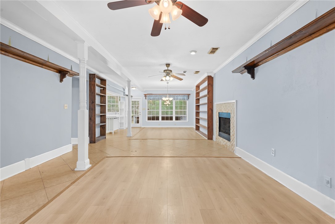 20024 Lakeshore Dr.