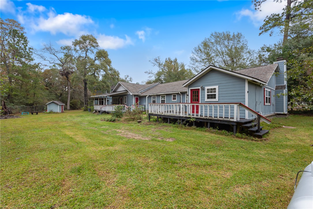 20024 Lakeshore Dr.