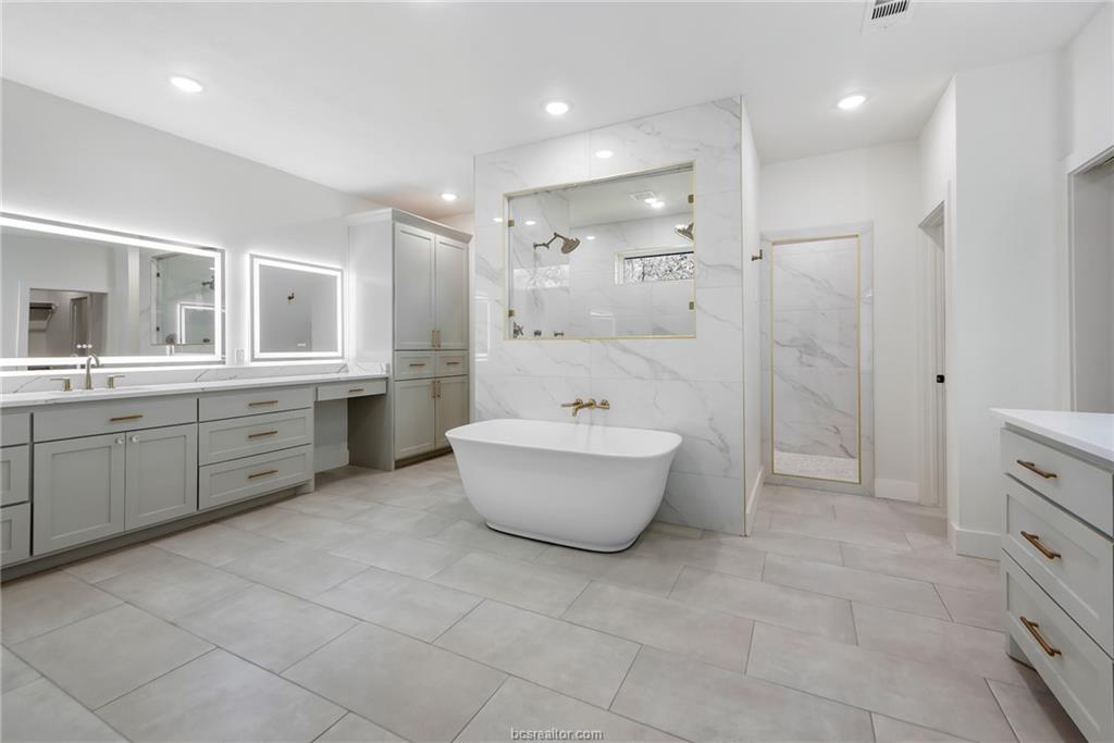 1603 Frost Drive