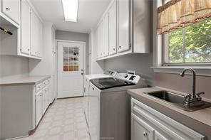 236 Golfview Drive