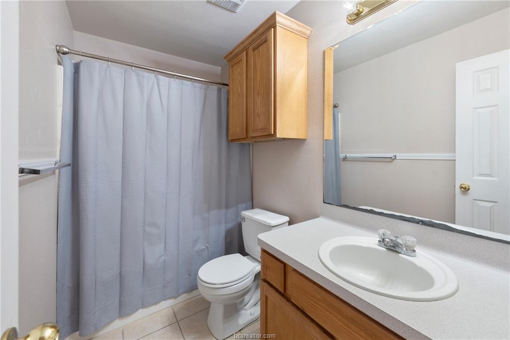 3611 Oldenburg Court