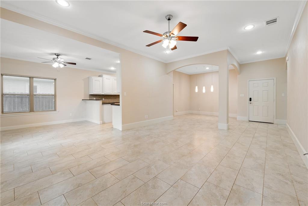 3048 Peterson Circle
