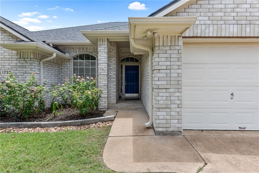 1732 Purple Martin Cove