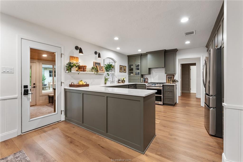 3613 Sunnybrook Lane