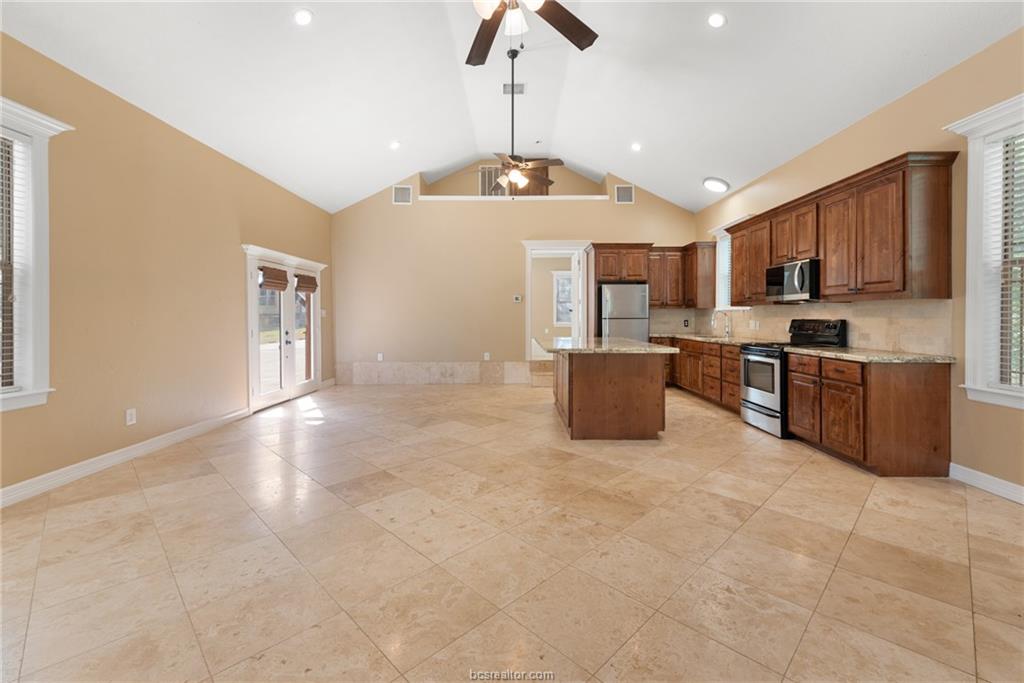 1264 Matthews Way