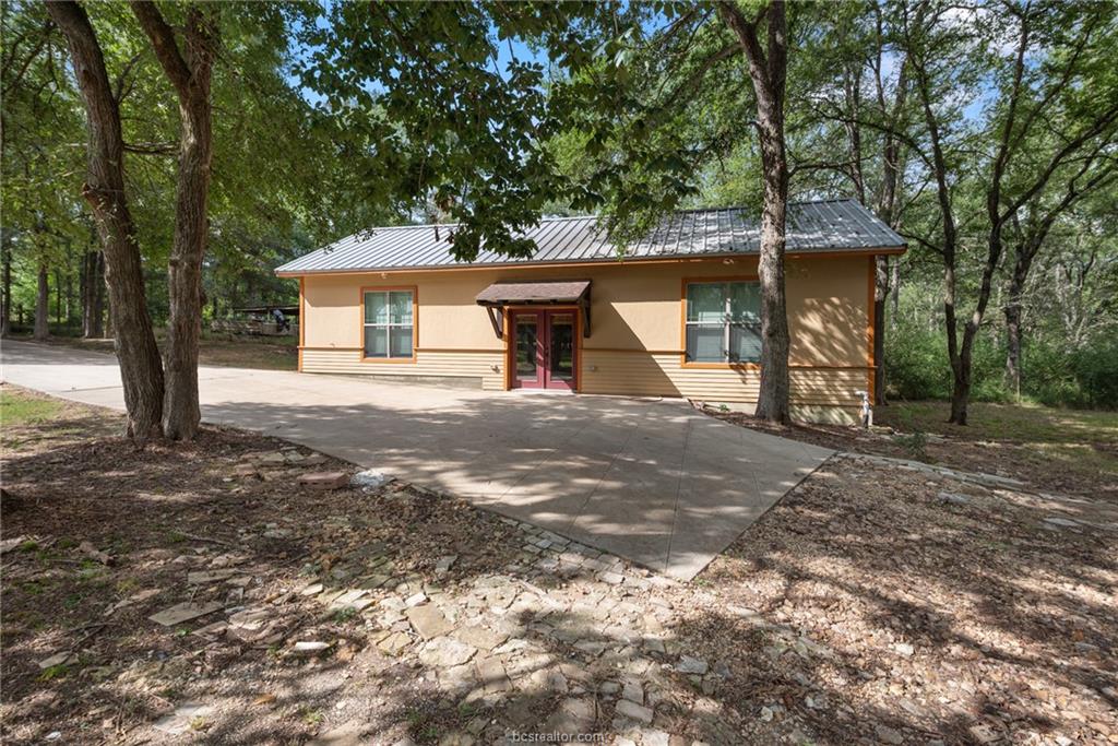 1264 Matthews Way