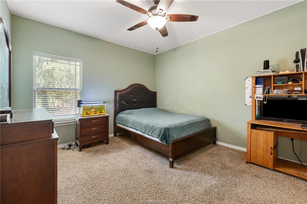 19331 FM-1452 W