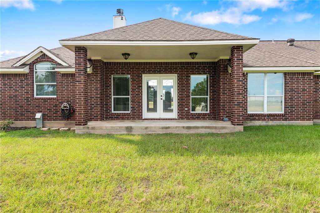 6100 Whitetail Lane