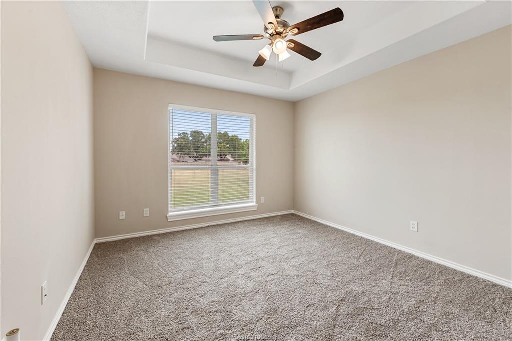 6100 Whitetail Lane