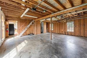 6100 Whitetail Lane