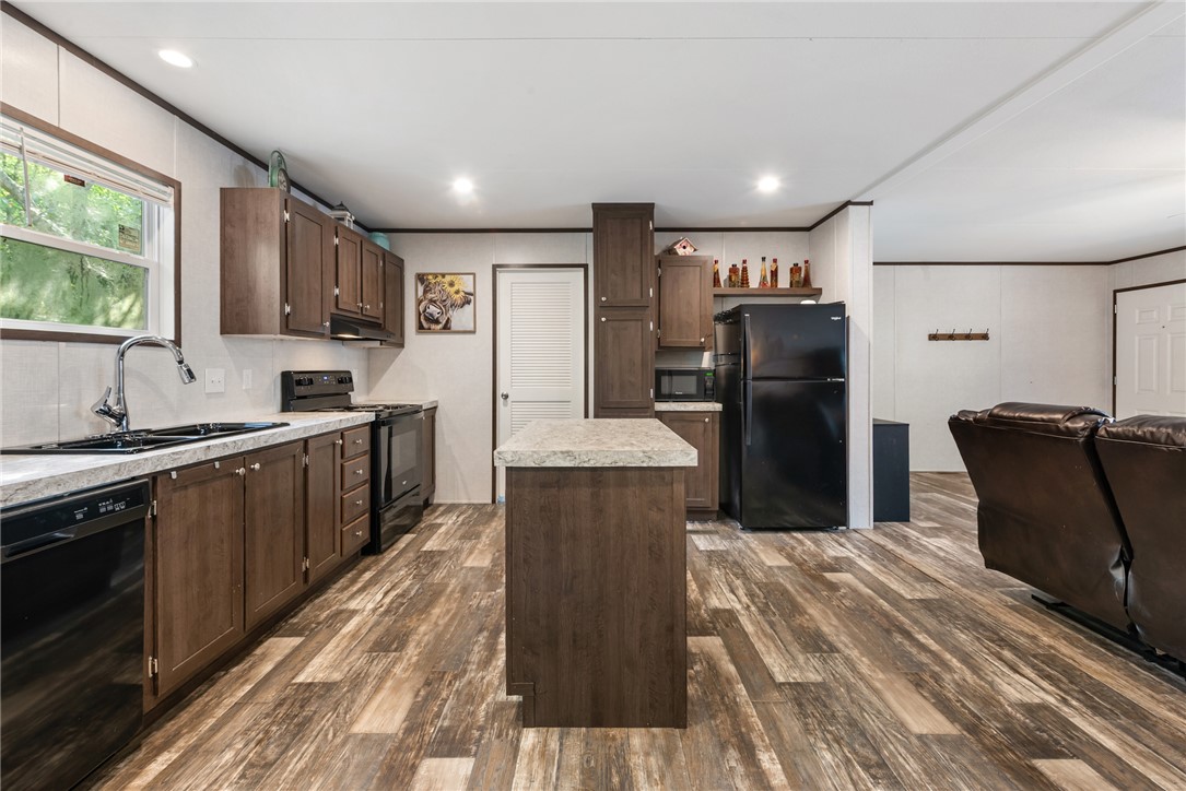 5335 Lucy Ellen Parkway