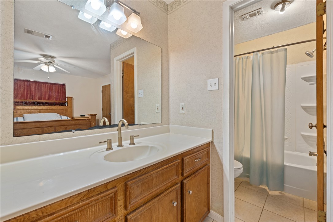 2505 Conquest Circle