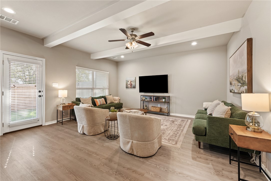 533 Momma Bear Drive