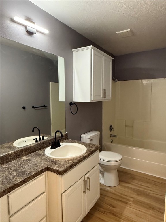 1205 Thompson Street